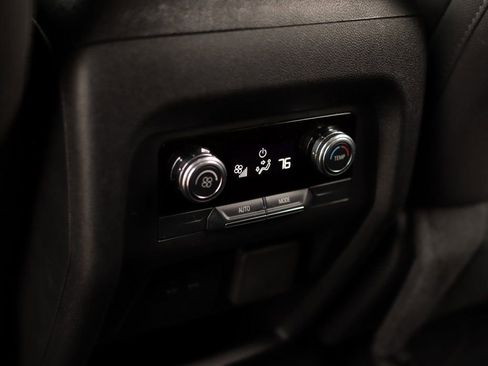 Used 2025 GMC Acadia Elevation image 28