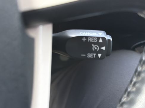 Used 2016 Toyota Prius Three w/ Protection Package FWD image 33