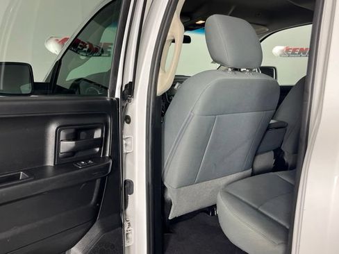 Used 2017 RAM 1500 Express AWD/4WD image 23