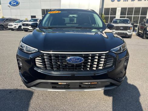 Used 2024 Ford Escape Platinum w/ Premium Technology Package image 8
