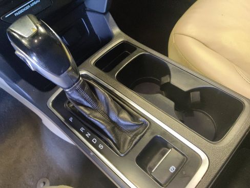 Used 2018 Ford Escape SEL FWD image 26