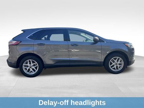 Used 2023 Ford Edge SEL image 9