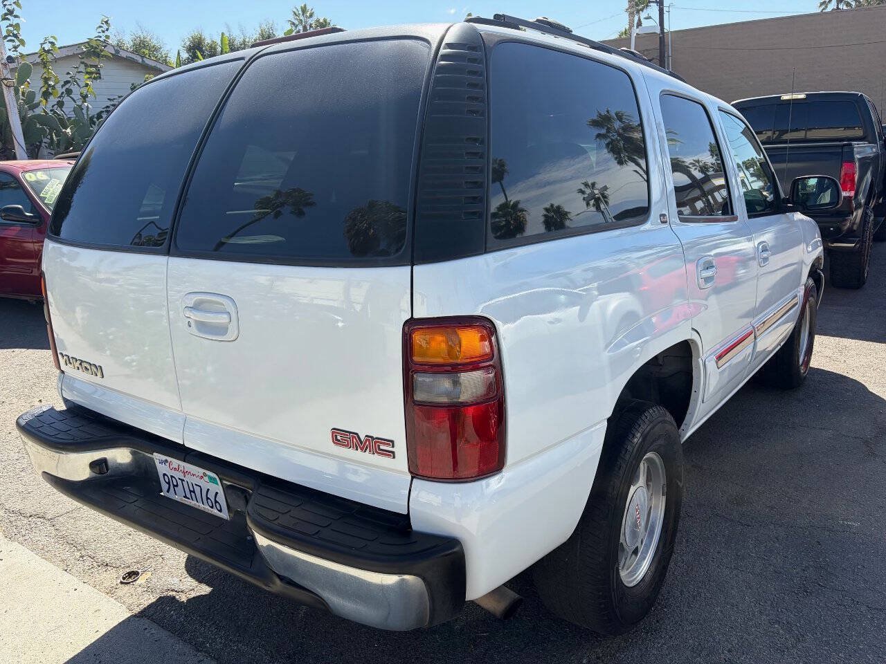 Used 2002 GMC Yukon SLE RWD image 4