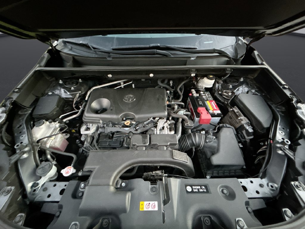 Used 2021 Toyota RAV4 LE FWD image 30