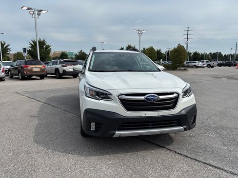 Used 2022 Subaru Outback Limited XT AWD/4WD image 6