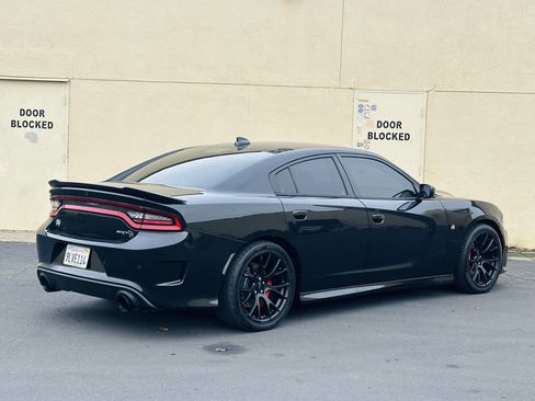 Used 2016 Dodge Charger SRT Hellcat w/ Harman/Kardon Audio Group image 7