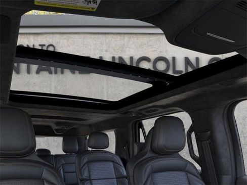 New 2025 Lincoln Navigator L Black Label image 22