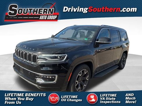 Used 2024 Jeep Wagoneer Series III image 1