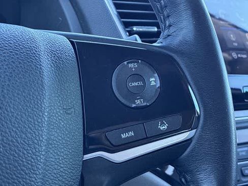 Used 2021 Honda Pilot Touring image 27