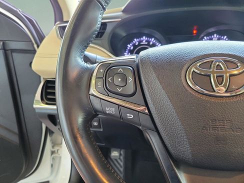 Used 2017 Toyota Avalon Limited FWD image 17