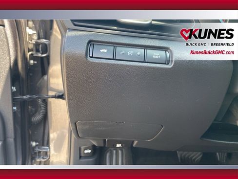 Used 2024 Nissan Altima 2.5 SR image 19