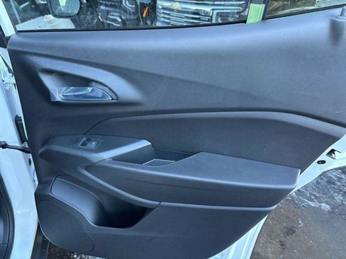 New 2026 Chevrolet Trax LS w/ LS Convenience Package image 25