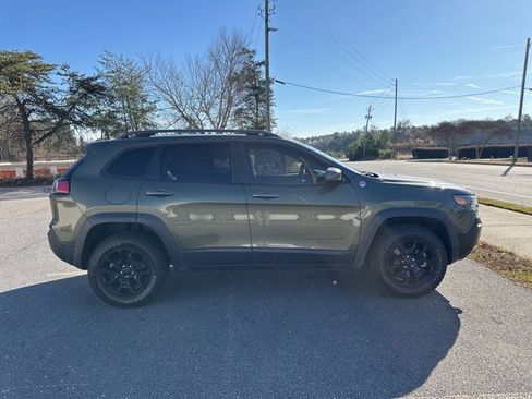 Used 2021 Jeep Cherokee Trailhawk w/ Sun, Sound & Nav Group image 5