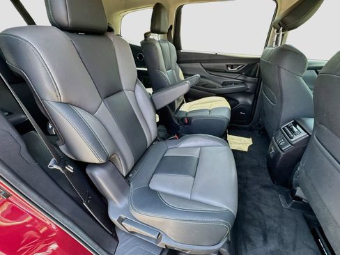Used 2023 Subaru Ascent Onyx Edition Limited AWD/4WD image 37