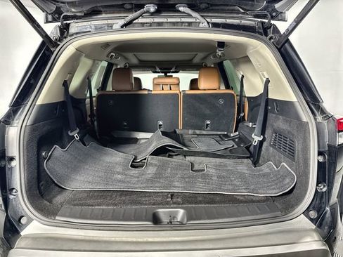 Used 2023 Nissan Pathfinder Platinum w/ Cargo Package image 33