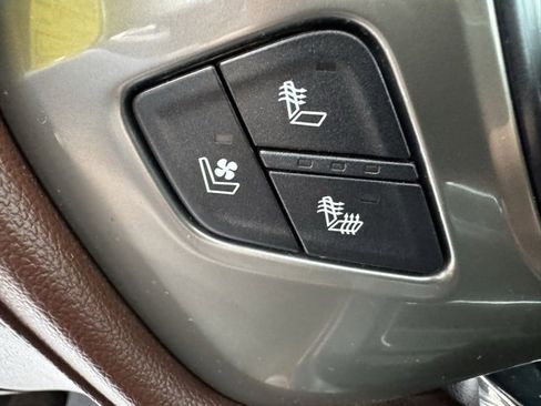 Used 2016 Chevrolet Silverado 3500 High Country w/ Duramax Plus Package image 18