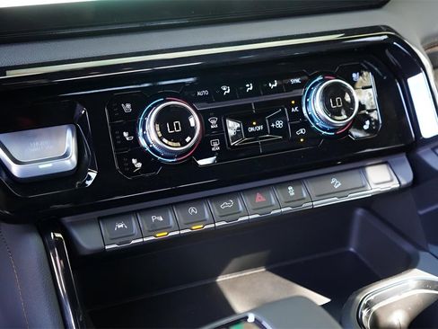 New 2026 GMC Sierra 1500 AT4 w/ AT4 Premium Package image 14