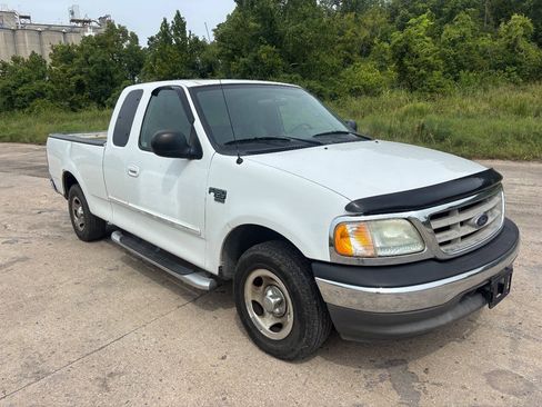 Used 2003 Ford F150 XLT RWD image 4