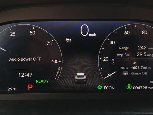 Used 2025 Honda Civic Sport image 15