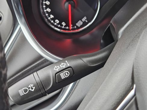 Used 2024 Chevrolet Malibu LT image 26