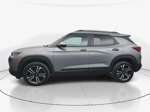 Used 2023 Chevrolet TrailBlazer LT w/ Convenience Package image 6