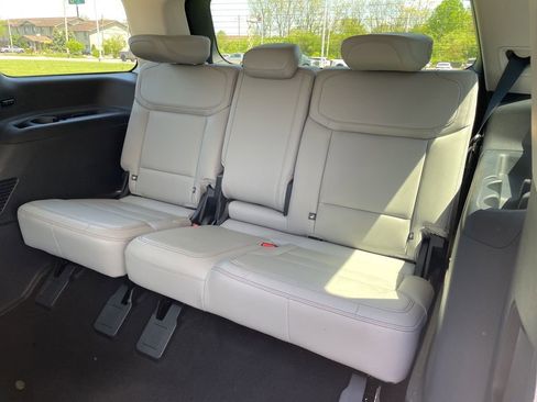 Used 2025 Ford Expedition Active AWD/4WD image 15