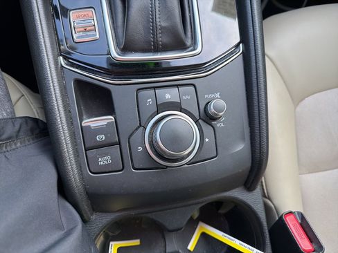 Used 2019 MAZDA CX-5 Touring image 21