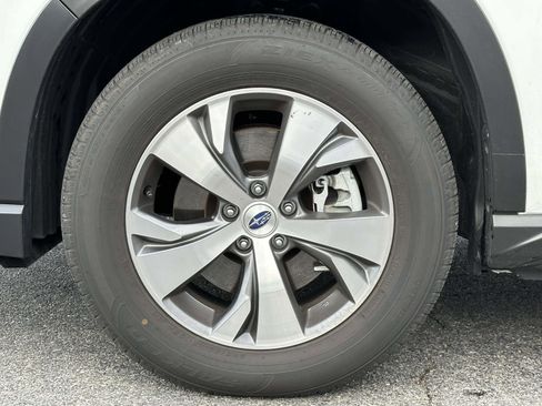 Used 2025 Subaru Ascent Premium image 7