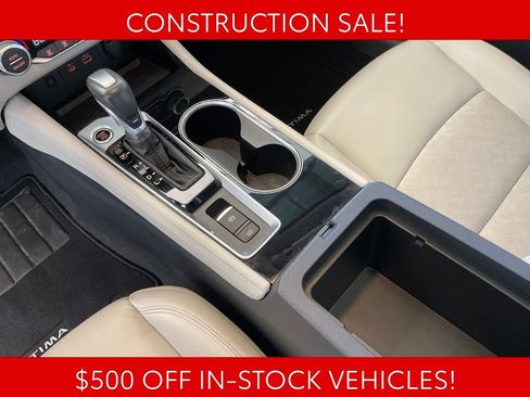 Used 2023 Nissan Altima 2.5 SL FWD image 10