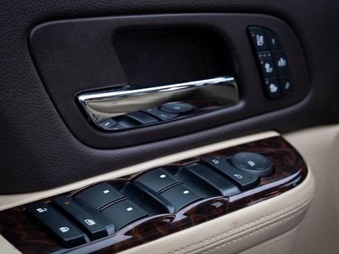 Used 2013 GMC Sierra 3500 Denali image 16