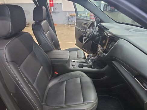 Used 2023 Chevrolet Traverse LT w/ LPO, Floor Liner Package image 14