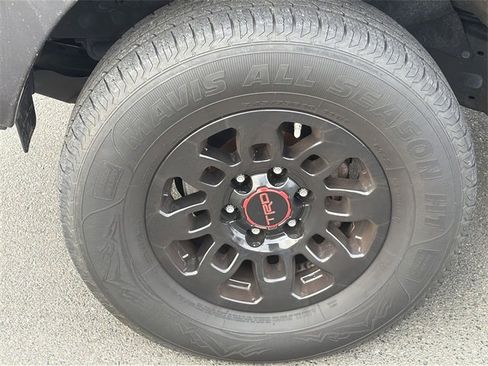 Used 2012 Toyota Tacoma PreRunner image 10