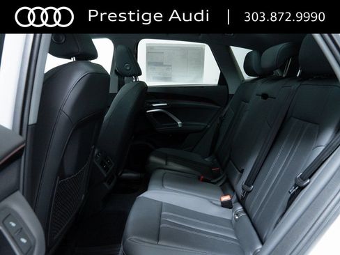 Used 2025 Audi Q5 Premium w/ Convenience Package AWD/4WD image 23