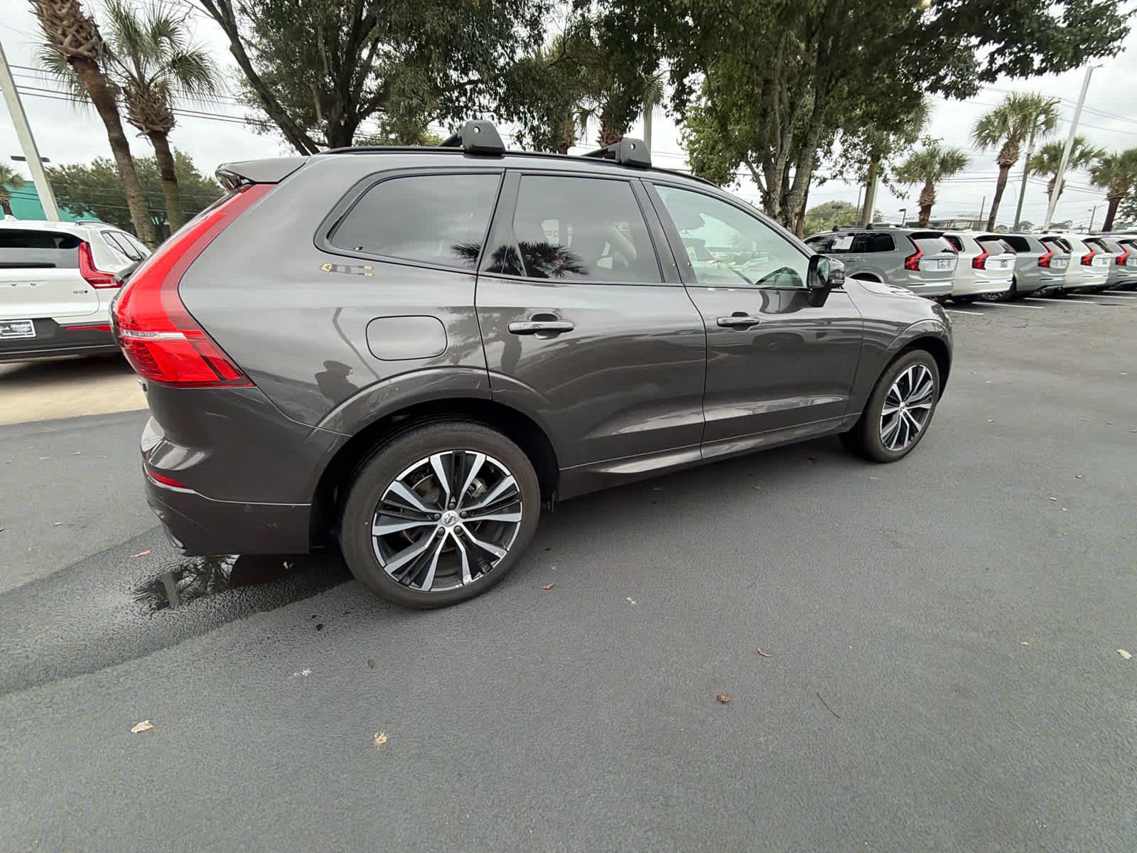 Certified 2025 Volvo XC60 B5 Plus AWD/4WD image 16