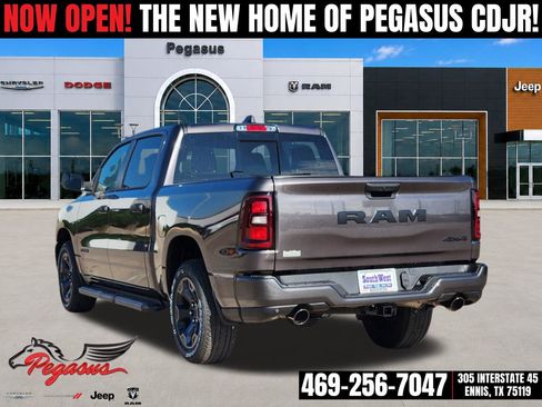 New 2026 RAM 1500 Express AWD/4WD image 4