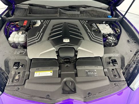 Used 2024 Lamborghini Urus S image 33