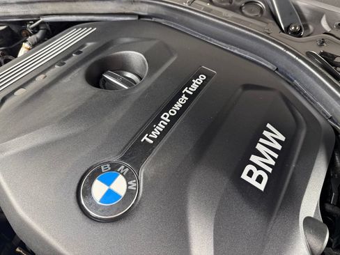 Used 2018 BMW 330i xDrive Sedan AWD/4WD image 30