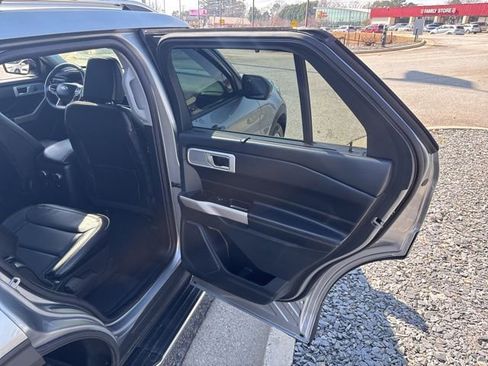 Certified 2022 Ford Explorer Limited w/ Equipment Group 301A image 23