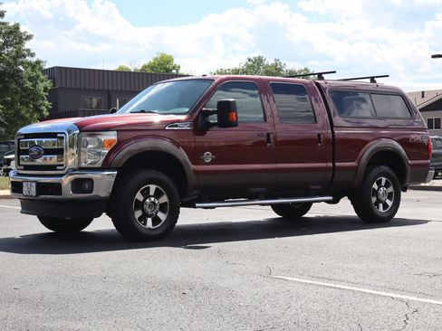 Used 2015 Ford F250 Lariat w/ Lariat Ultimate Package AWD/4WD image 11