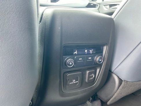 Certified 2020 Buick Enclave Essence w/ Sound and Sites Package image 22