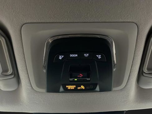 Used 2023 Toyota Corolla Cross LE FWD image 35
