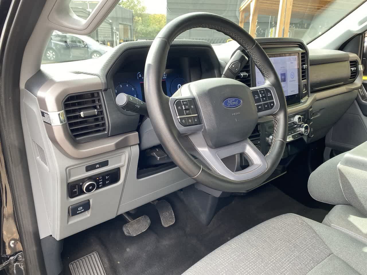 Used 2025 Ford F150 XLT w/ Equipment Group 301A Standard AWD/4WD image 2