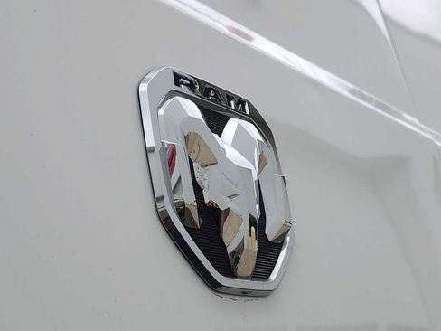 Used 2025 RAM ProMaster 2500 w/ Convenience Group FWD image 29
