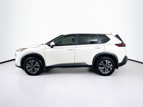 Used 2023 Nissan Rogue SV image 4