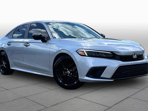 Used 2024 Honda Civic Sport image 3