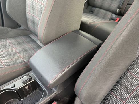 Used 2024 Volkswagen GTI S image 23