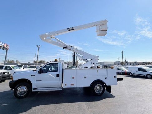 Used 2001 Ford F550 2WD Regular Cab Super Duty image 9