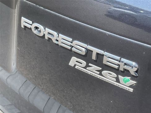 Used 2014 Subaru Forester 2.5i Premium w/ Protection Package #1 AWD/4WD image 8