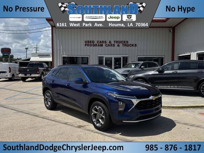 Used 2024 Chevrolet Trax LT w/ Driver Confidence Package