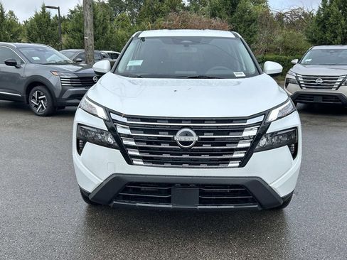 New 2026 Nissan Rogue SV AWD/4WD image 2